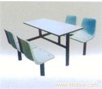 找蘇州蠡口鋼木家具專業(yè)的鋼木家具、快餐桌、課桌椅公司的上海餐桌 -009價格、圖片、詳情,上一比多_一比多產(chǎn)品庫